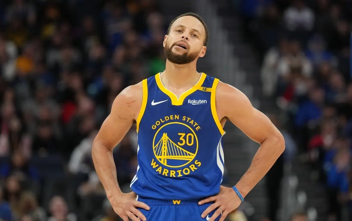 照例被低估, 库里